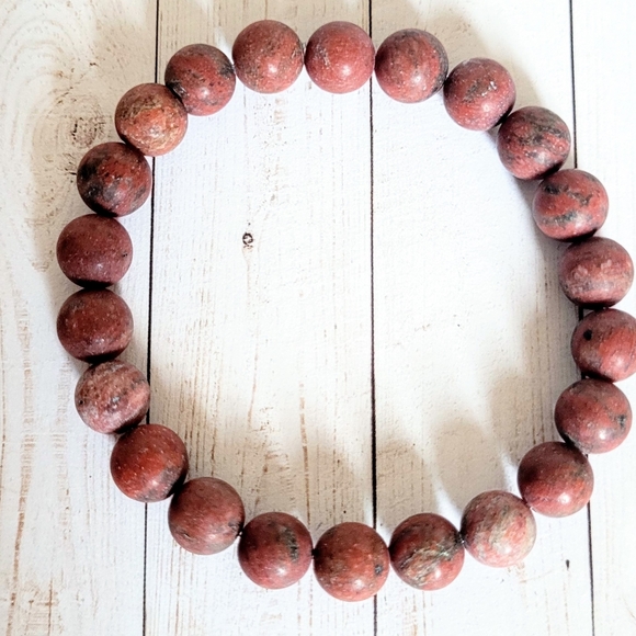 Frosted Red Jasper Gemstone Bracelet - Picture 3 of 3